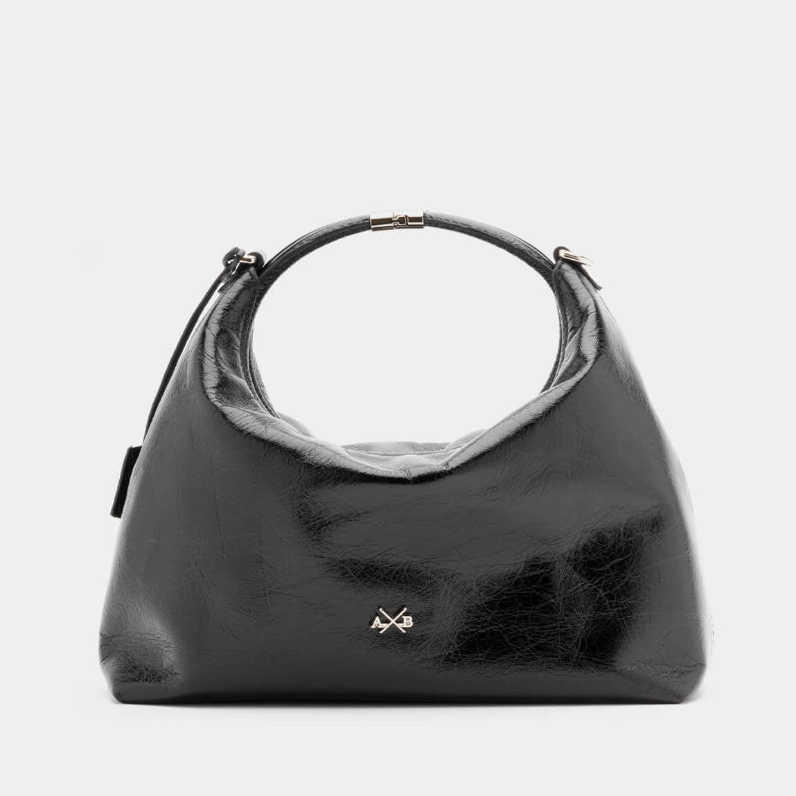 NICOLE HOBO BAG IN VITELLO