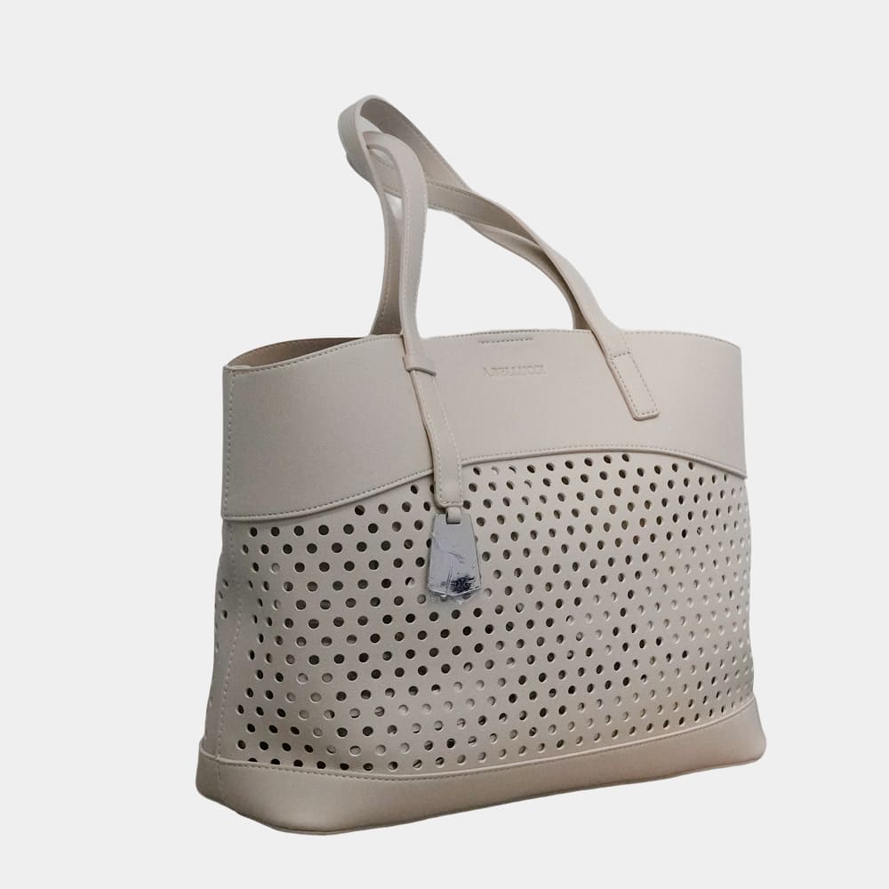 TAYANA HOBO – TRAFORATA